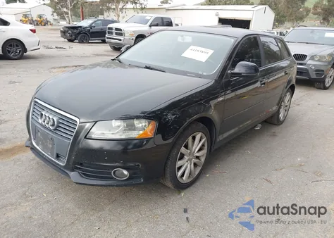 2010 Audi A3 2.0T Premium z USA, uszkodzony, nr VIN WAUBEAFM8AA131616